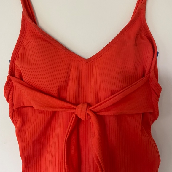 One piece swimsuit - Picture 3 of 9